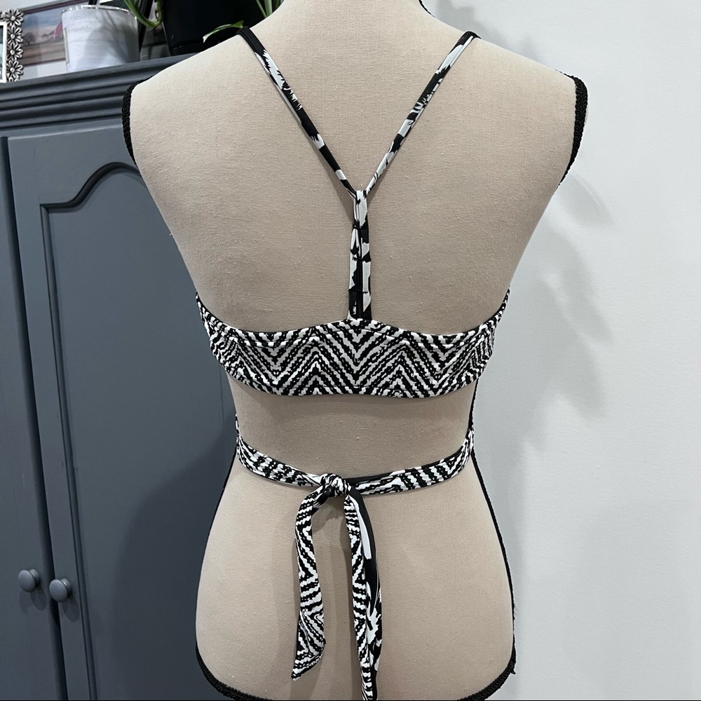 Reversible swim top - Picture 5 of 7
